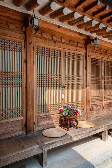 Namhyundang - Hanok Korean Traditional House Seul Dış mekan fotoğraf