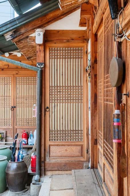 Namhyundang - Hanok Korean Traditional House Seul Dış mekan fotoğraf